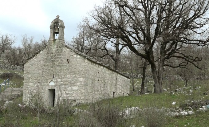 BILEĆA - Mala crkva velike istorije