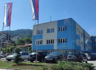 Fočak izbačen iz kafića, vratio se s pištoljem i zapucao