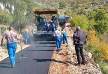 Počelo asfaltiranje puta od Uvjeće prema Bugovini