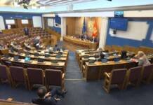 U Skupštini izglasano da se crnogorski vojnici pošalju u NATO misiju pomoći Ukrajini, i poslanici NSD glasali za