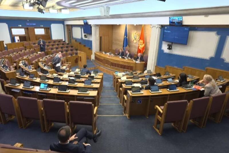 5684714_skupstina-crne-gore_ls