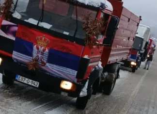 Trobojke na kamionima: Ovako je obilježen Dan Republike u Nevesinju