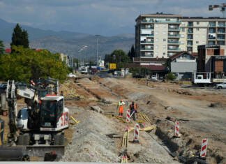 Crna Gora uvezla 11.000 direktora: Podaci MUP-a i Zavoda za zapošljavanje o broju dozvola za rad i boravak u 2025.