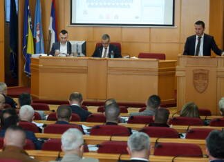 Milioni za infrastrukturu, vodosnabdijevanje i vrtić u Tini