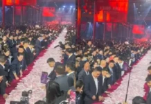 Direktor vijeka: Stavio milione na sto i rekao radnicima da nose koliko mogu