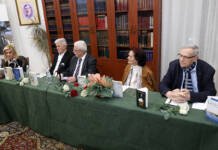 Organizovano književno veče „Nebeske kapije“ u Trebinju – omaž pjesnicima koji više nisu sa nama /FOTO/