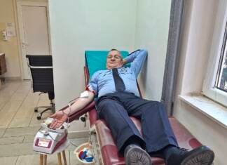 Trebinjski policajci ponovo u akciji: Daruju krv za građane