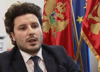 Napadnut Dritan Abazović, nastao metež u sudnici