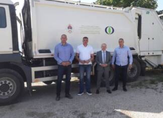 Bileća dobila novo vozilo za odvoz smeća