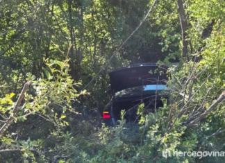 Audi sletio s ceste između Mostara i Stoca, ozlijeđena ženska osoba