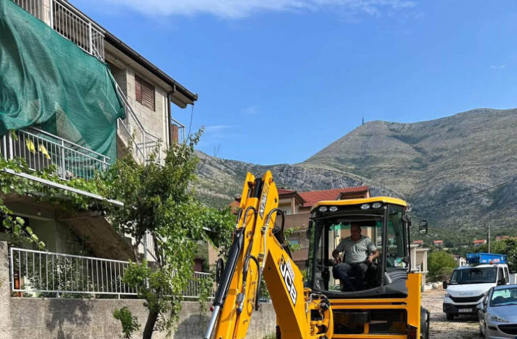 Počelo rješavanje problema oborinskih voda u Vinogradima /FOTO/