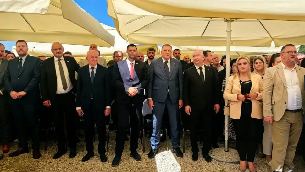 dodik-vuciji-do