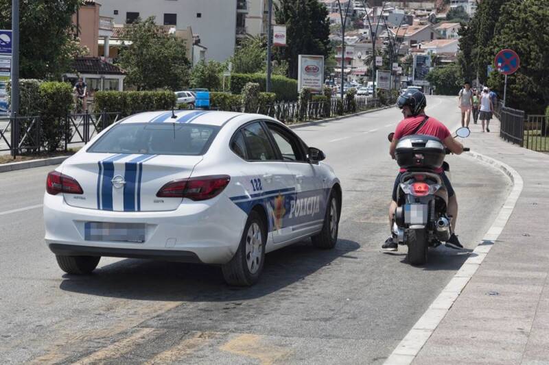 pol cg vošnja motocikl