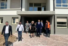 Minić, Cvijanović i Dodik u posjeti Bileći, obilaze gradilište novog vrtića