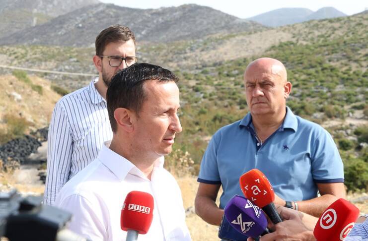 Ćurić: Novi požar se kreće prema naselju Gučina i Aleksina Međa