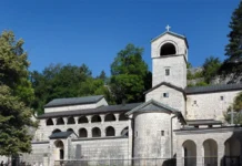 Mitropolija traži preispitivanje lokacije solarne elektrane kod Ostroga