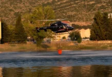 Helikopter na požarišta u Hercegovini izbacio 85 tona vode