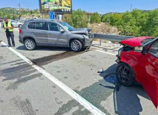 Tri osobe povrijeđene u udesu na putu Cetinje – Budva