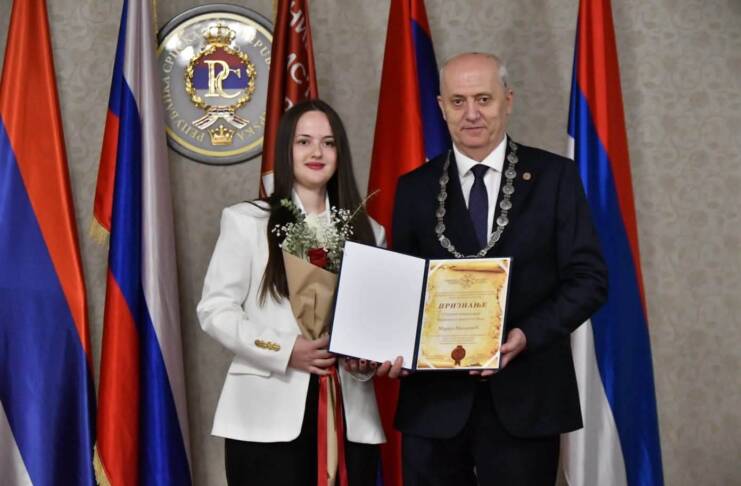 Priznanje za Trebinjku Mariju Mišković Od studenta generacije do vaskularne hirurgije: