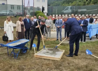 Vlada ulaže više od 30 miliona u visoko obrazovanje u Foči