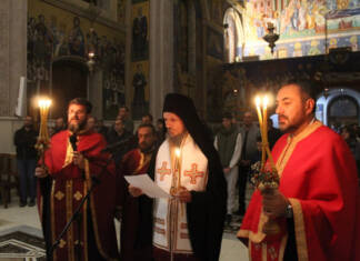 Trebinje tuguje za poginulim mladićima, hram prepun vjernika