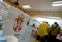 Danas vanredni parlamentarni izbori: Srbija bira 250 poslanika