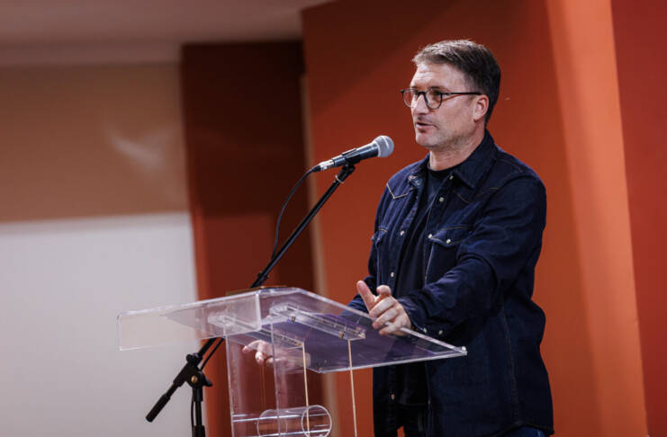 Nenad Gugl u Trebinju: Ljubav kao suština čovjekovog postojanja /FOTO/